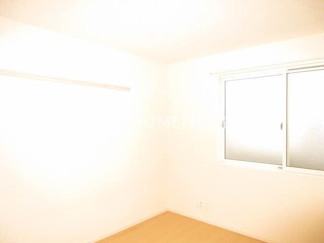 Ｓｅｊｏｕｒ　Ｄａｉｗａ　Ｎの設備|どちらの洋室にも収納がついて便利！