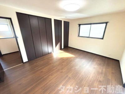 【洋室】 | 千葉市中央区星久喜町　築浅中古戸建 | スタンダードな洋室です