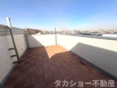 【バルコニー】 | 千葉市中央区星久喜町　築浅中古戸建 | 落ち着いた時間を過ごせるバルコニーです