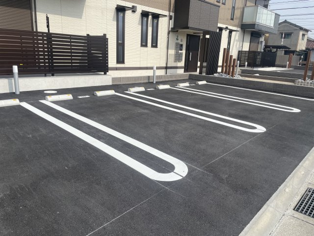 メリヤス手柄の駐車場