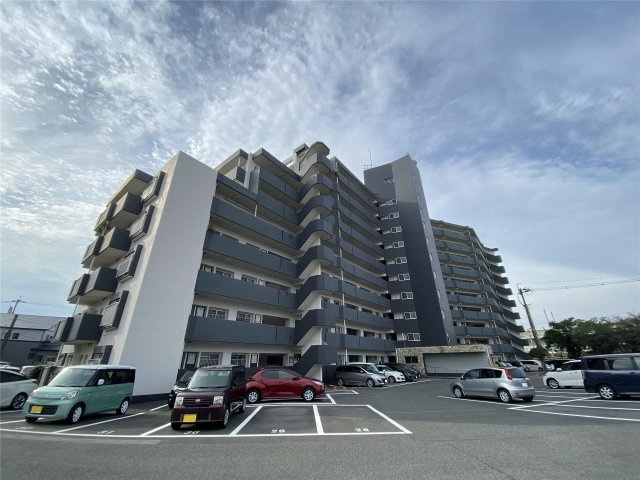 熊本市西区二本木５丁目の賃貸マンション