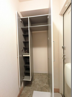 【玄関】 | シェモア・パール | 鏡付きシューズクローク