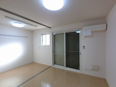  | シェモア・パール | シャッター雨戸