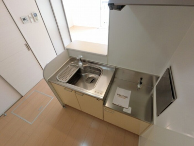 【キッチン】 | シェモア・パール | 浄水器（別途契約）付き対面キッチン