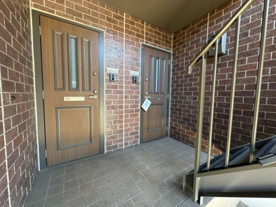 【エントランス】 | ウィルモア･リブレ Ａ | エントランス