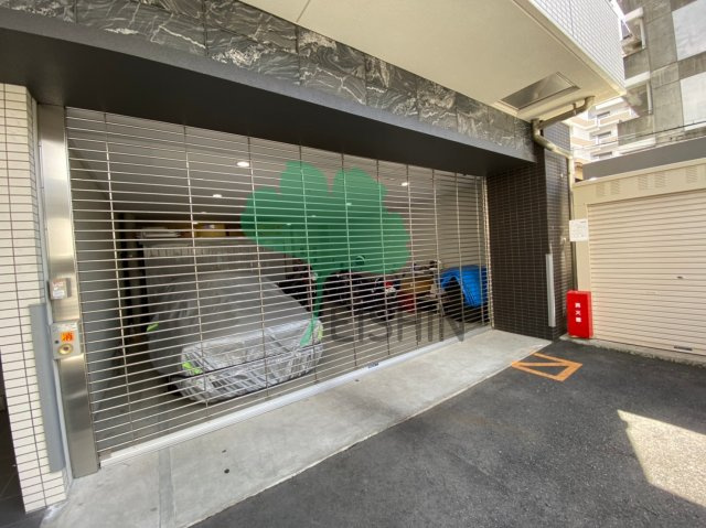 SPAZIO住吉1(スパシオ住吉1)の駐車場