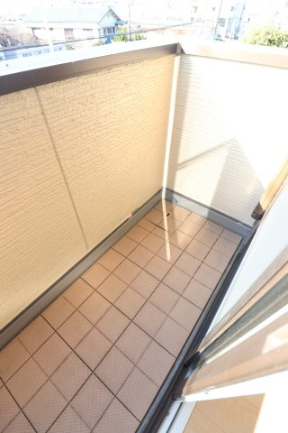 アジャート駒岡のバルコニー