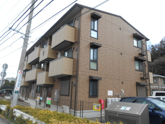 アジャート駒岡の外観