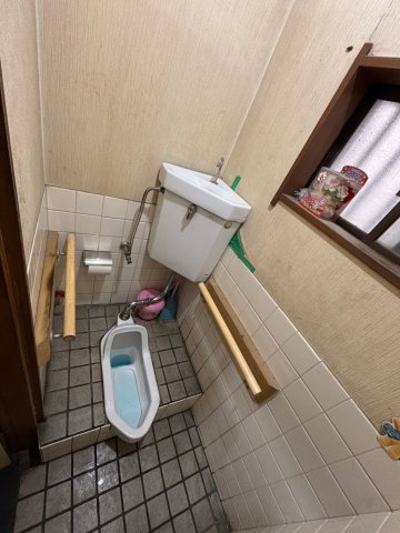 川口市安行北谷1階店舗のトイレ