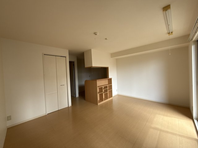 ラ・ヴィーダーⅢの居間・リビング