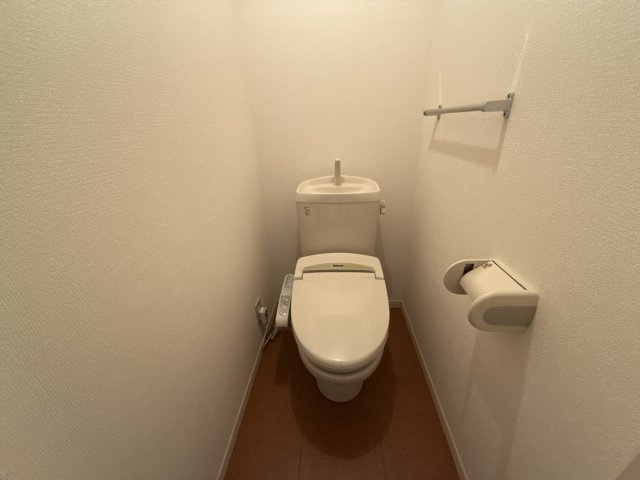 ラ・ヴィーダーⅢのトイレ