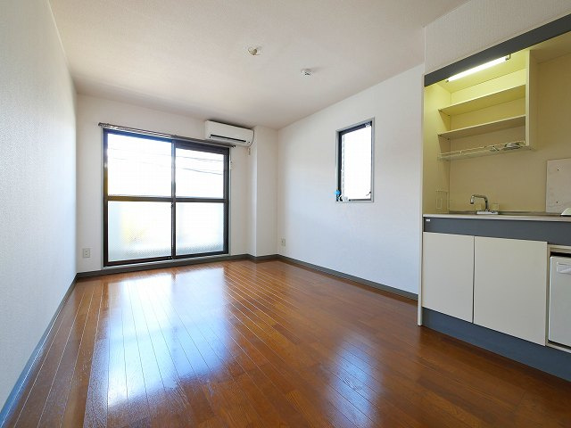 SKYマンションの洋室