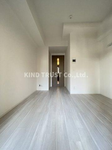 エスリード大阪梅田リュクスの居間・リビング|使いやすい居間です