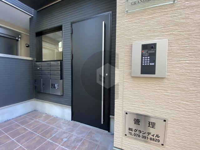 GRANDIR WOODSのエントランス