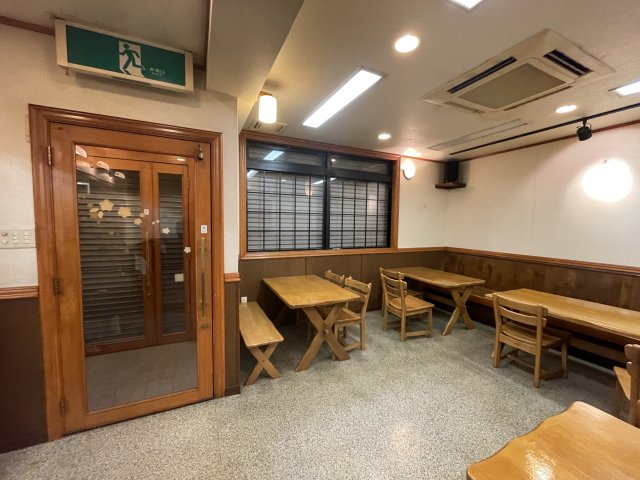 サンシャイン植田山のロビー