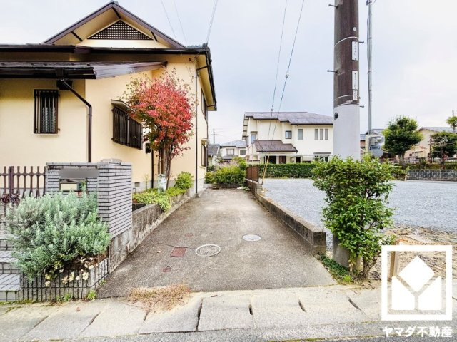 大津市青山４丁目の駐車場