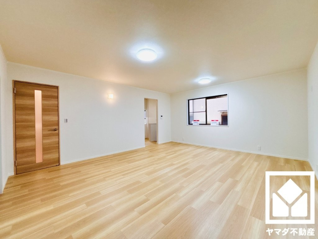 大津市青山４丁目の居間・リビング