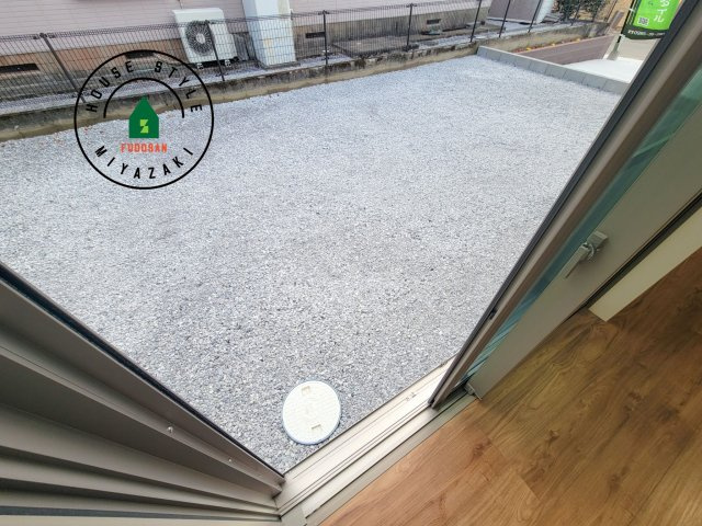 宮崎市佐土原町和田山モデル(1号棟)のバルコニー|将来的にウッドデッキなど施工して、素敵なバルコニースペースを活用できます。