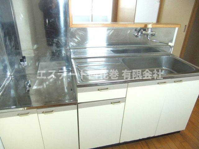 コーポ花輪野のキッチン|キッチン　写真は202号室になります。