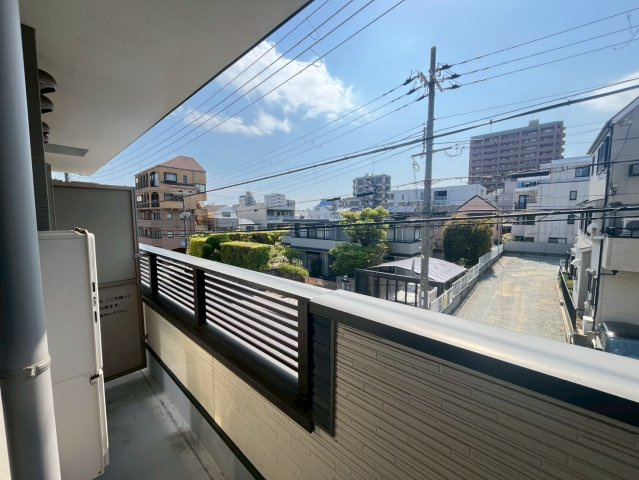 フォート本山中町のバルコニー