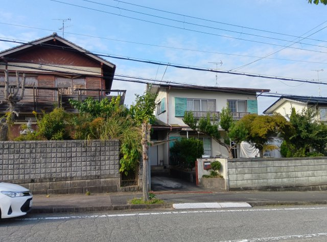 川西市湯山台2丁目土地の外観