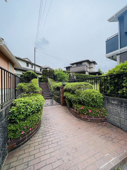 【エントランス】 | 筑紫野市美しが丘南４丁目 戸建て