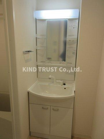 BPRレジデンス新梅田の洗面所|広い洗面スペース