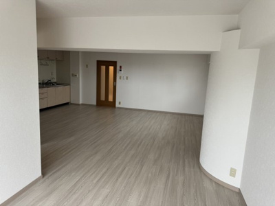 【居間・リビング】 | 諏訪山スカイハイツ