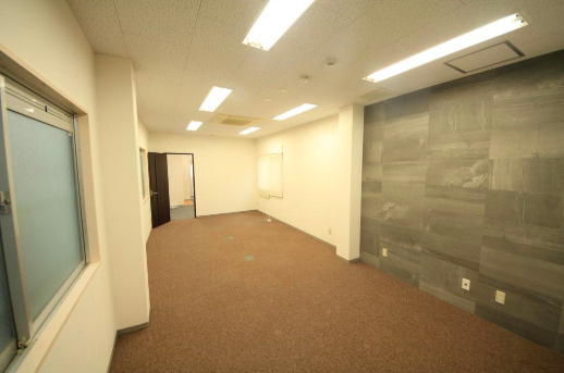 CoLaBo本町