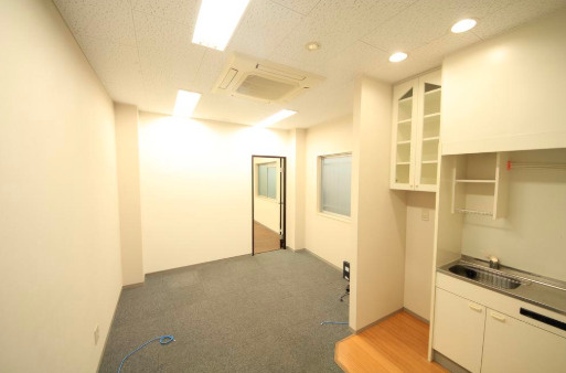 CoLaBo本町の内装|きれいな内装です