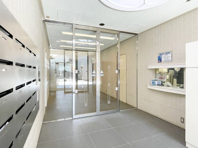 ビクトリアコート夙川のエントランス|オートロック！