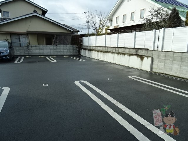 サンシャインの駐車場