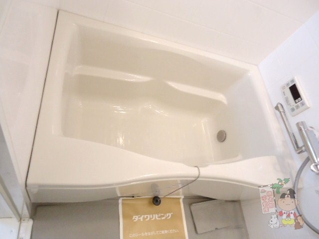 ホワイトローズの浴室