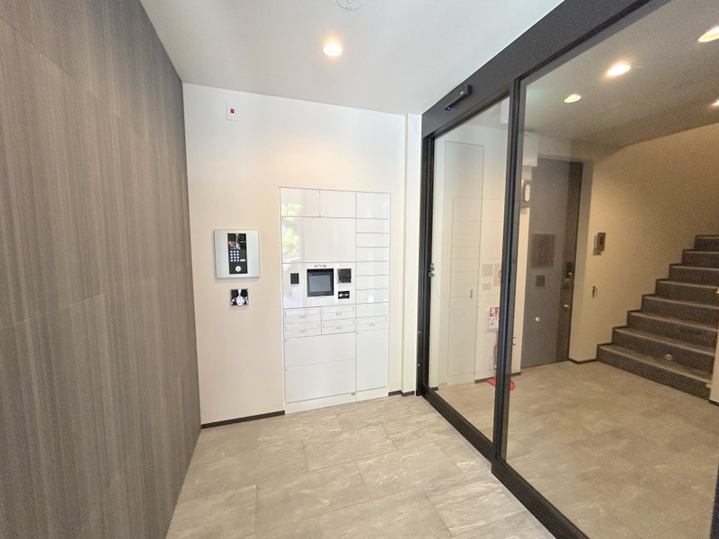 ＲＯＮのロビー