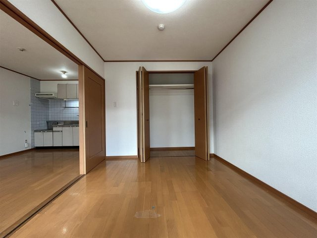 センタービレッジ本町の居間・リビング