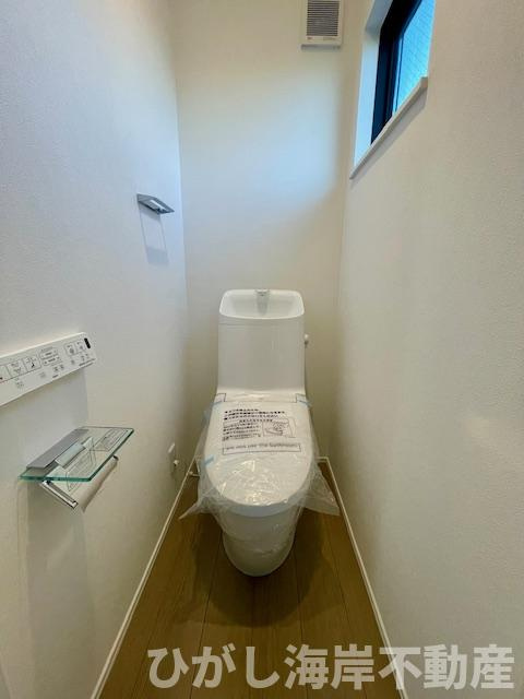 茅ヶ崎市浜竹　新築戸建　全３棟のトイレ|洗浄機能付きお手洗い