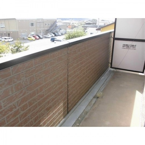 フォブール善導寺のバルコニー|陽当たりの良いバルコニーです♪