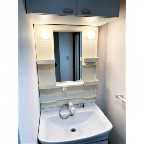 フォブール善導寺の洗面所|広い洗面スペースです★