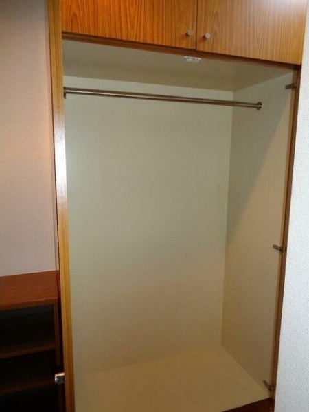 川邊ハイツの収納