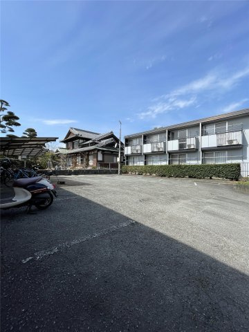 タカシマハイツの駐車場