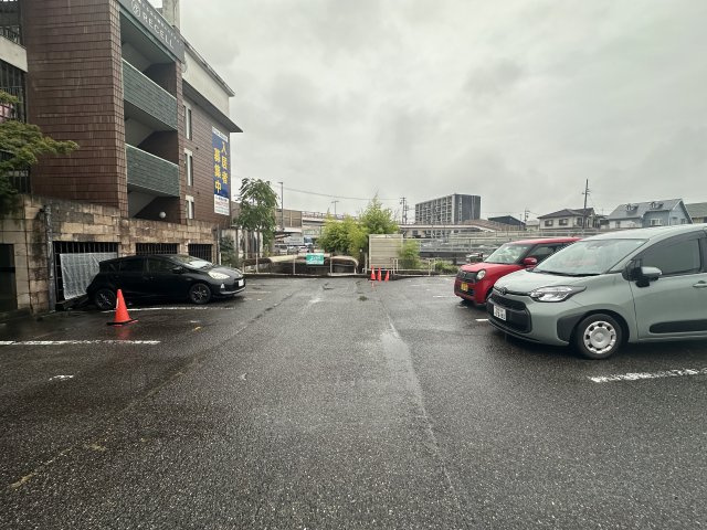 カーサジオの駐車場