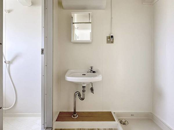 ビレッジハウス魚津北2号棟の洗面所|ビレッジハウスの同一物件・同一タイプの間取りの写真です