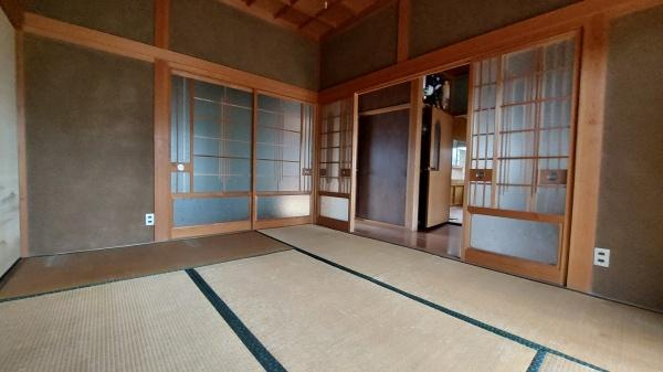 岩出市曽屋　中古戸建の和室
