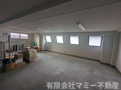  | 久保田1丁目住居付店舗 | 2階倉庫部分