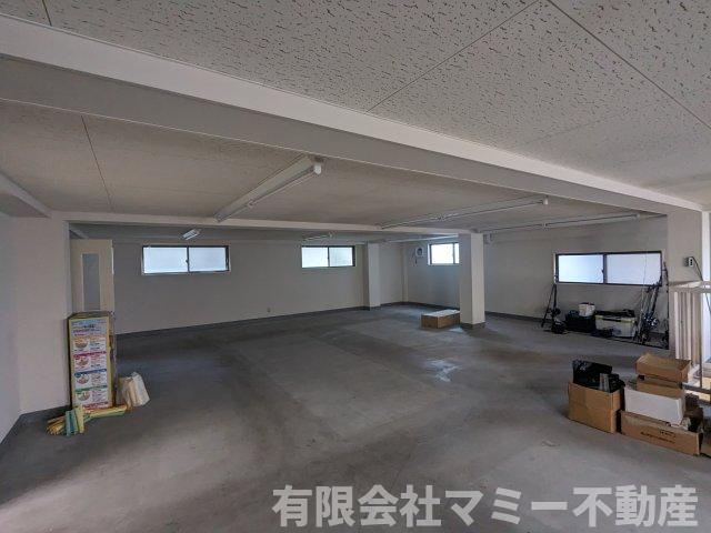 | 久保田1丁目住居付店舗 | 2階倉庫部分