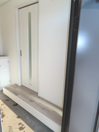 【玄関】 | 網走市海岸町６番１－１号、６番１－２号　中古売家