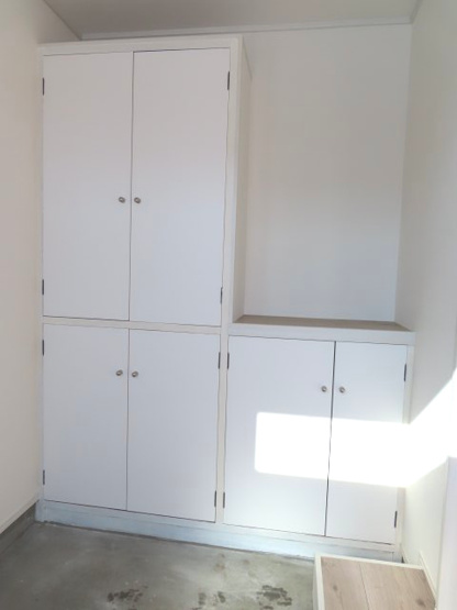 【収納】 | 網走市海岸町６番１－１号、６番１－２号　中古売家 | 大容量の玄関収納