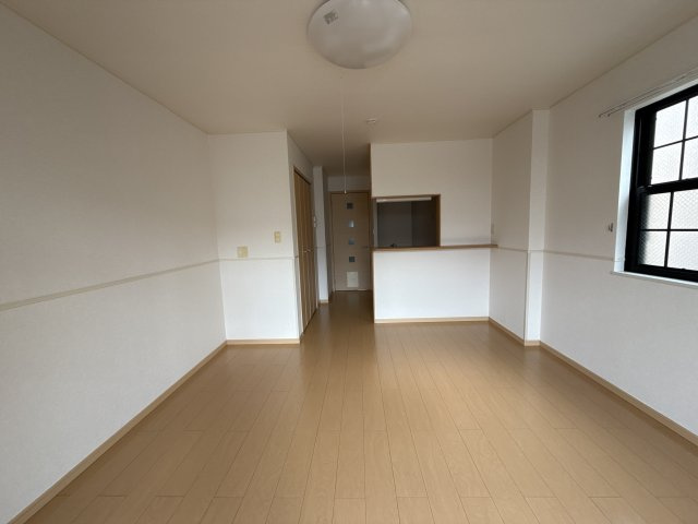 サンリット・ヴィラ神屋の居間・リビング