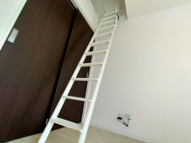 神戸市須磨区須磨浦通６丁目のアパート