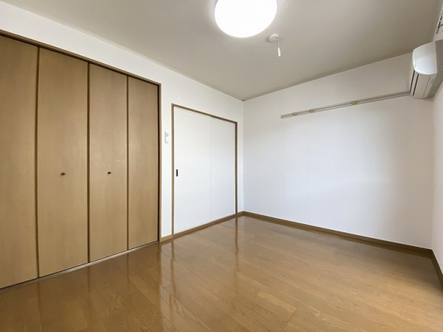 神戸市須磨区須磨浦通６丁目のアパートの居間・リビング|リビング